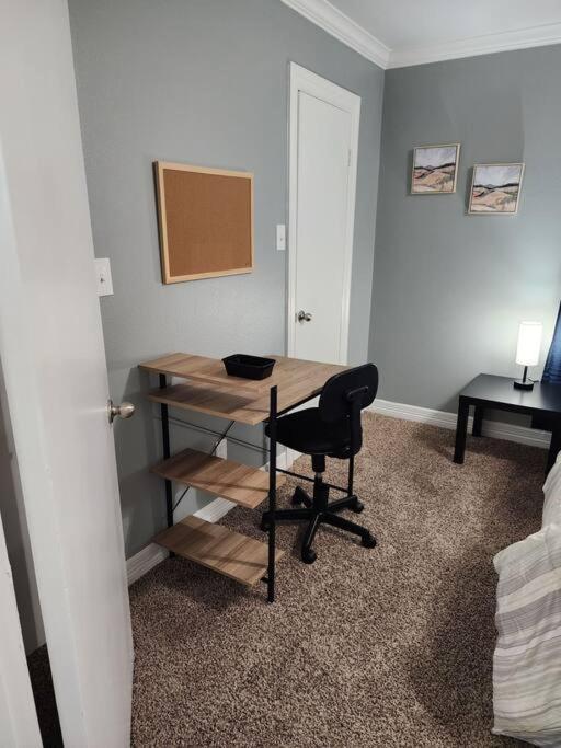 Blue Shark *E4* @ Midtown Comfortable 1Br King Apartment Houston Luaran gambar